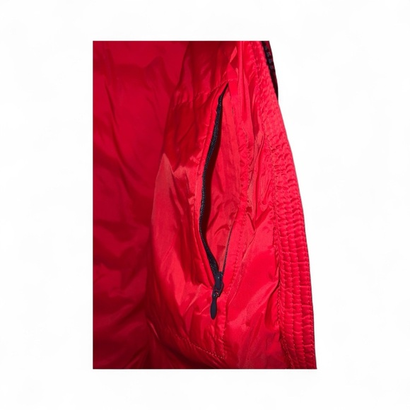 Tommy Hilfiger Puffer Red Quilted Vest - Picture 9 of 9